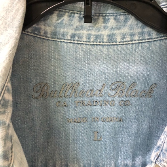 Basic jean button down - Picture 2 of 4